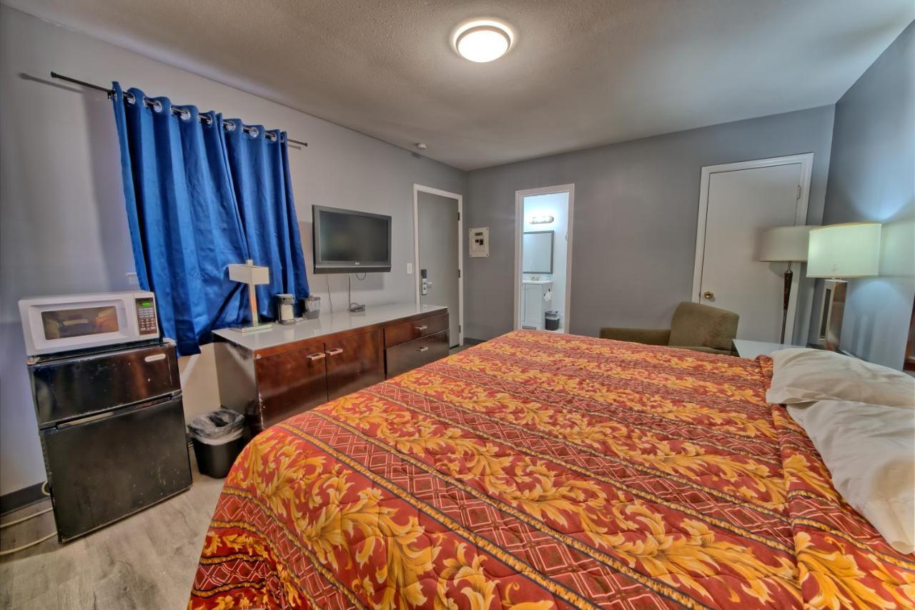Aqua View Motel Lower Grand Lagoon Екстер'єр фото