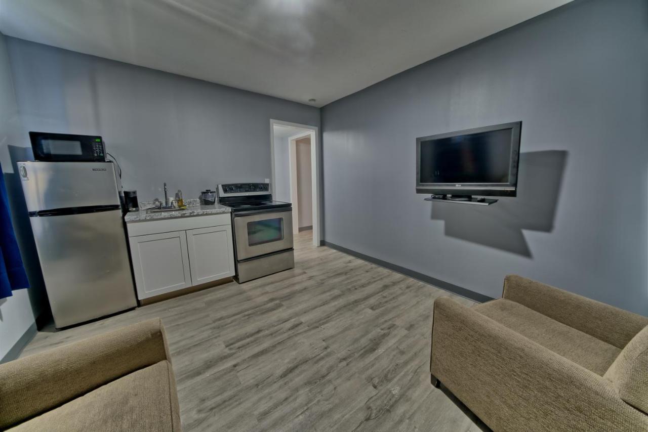 Aqua View Motel Lower Grand Lagoon Екстер'єр фото