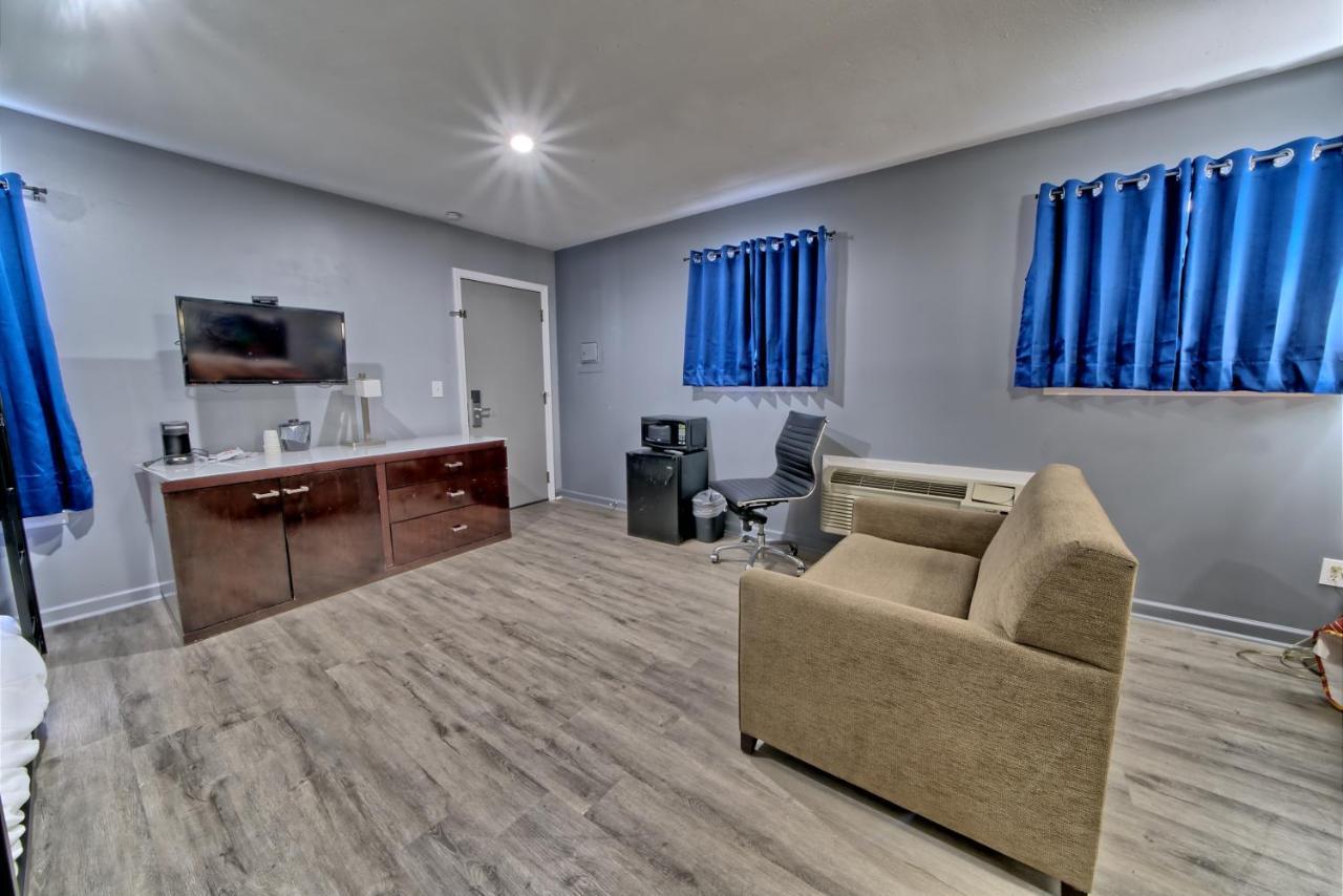 Aqua View Motel Lower Grand Lagoon Екстер'єр фото