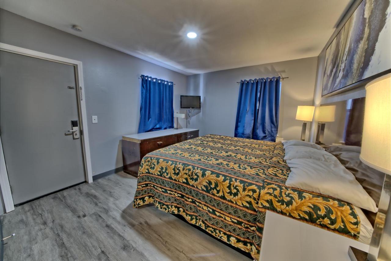 Aqua View Motel Lower Grand Lagoon Екстер'єр фото