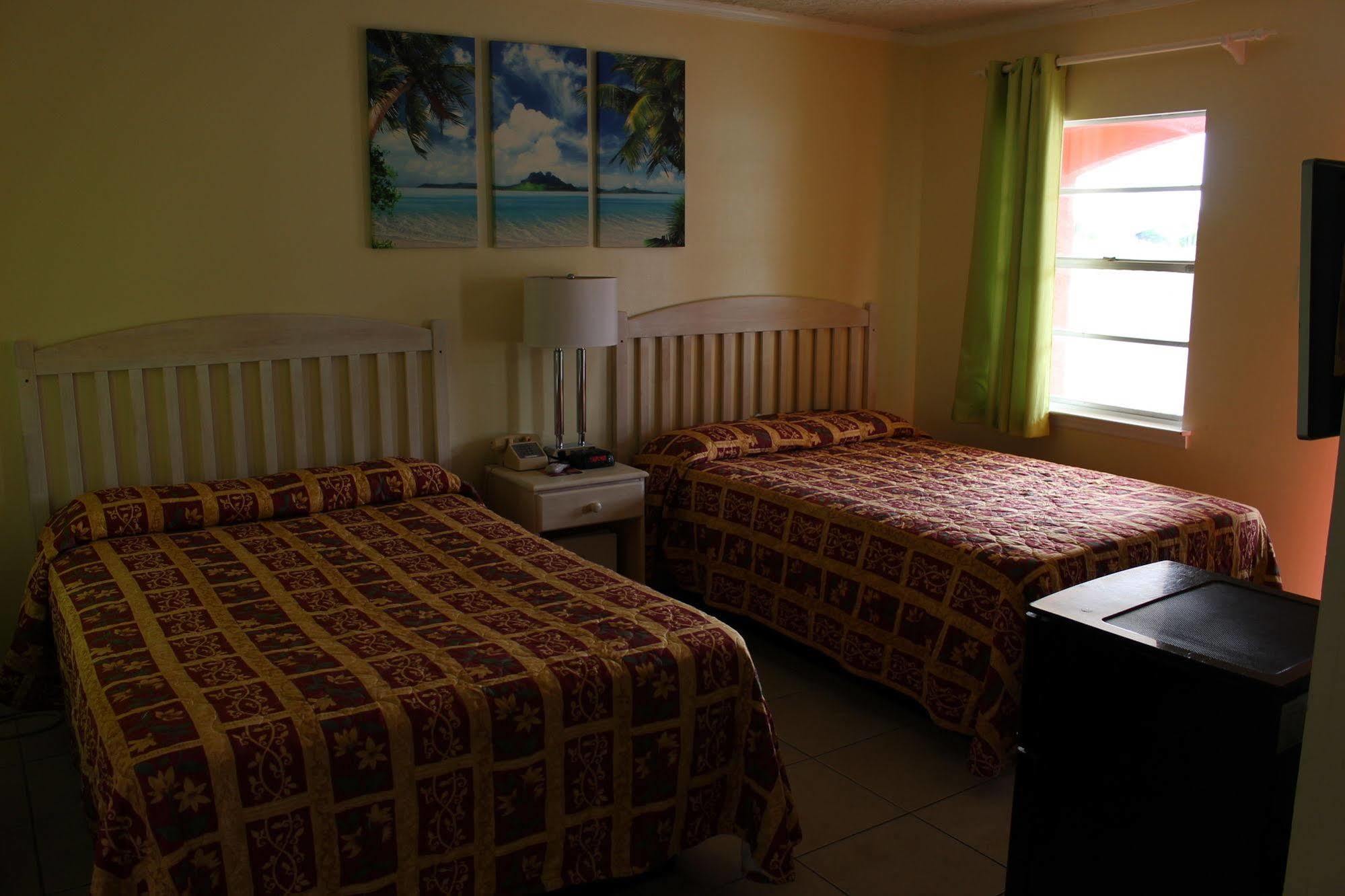 Aqua View Motel Lower Grand Lagoon Екстер'єр фото